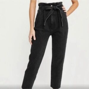 Abercrombie & Fitch Mom Jeans High Waisted Black Size 4 Short NWT